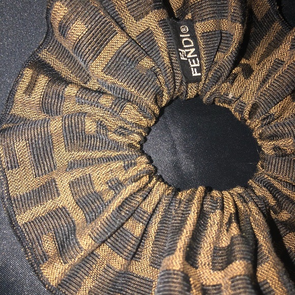 Fendi scrunch’s real authentic like new main image 8